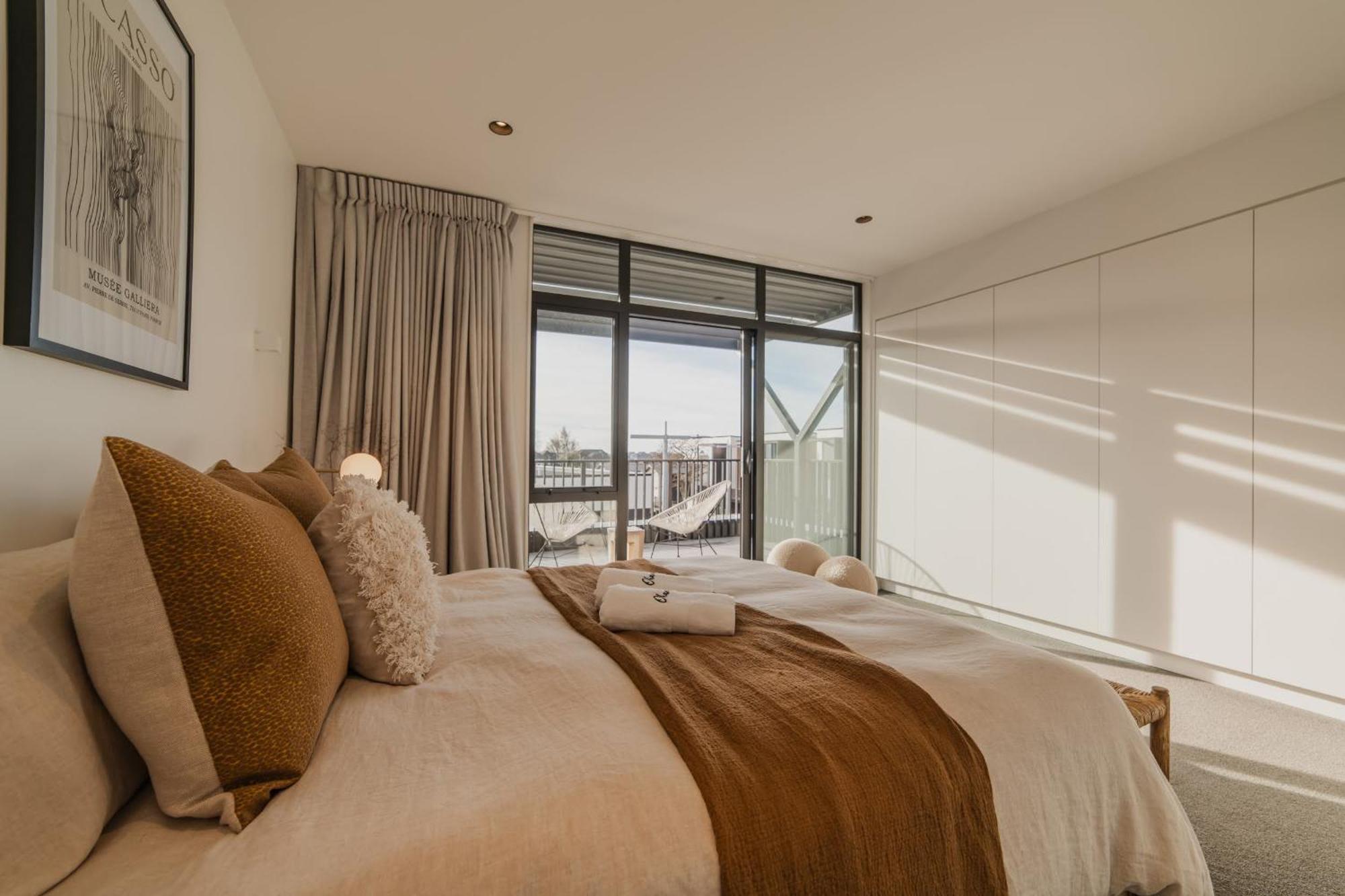 הוילה כרייסטצ'רץ' Chic And Contemporary Living At Cambridge Terrace מראה חיצוני תמונה
